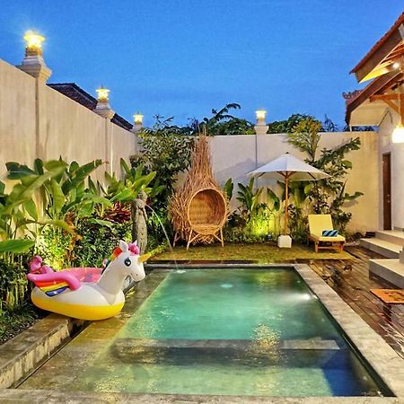 Sarayu Villa Seminyak Kültér fotó