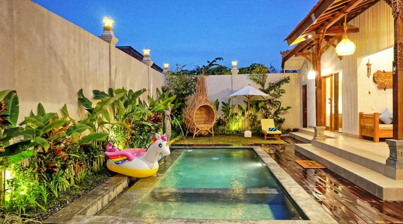 Sarayu Villa Seminyak Kültér fotó